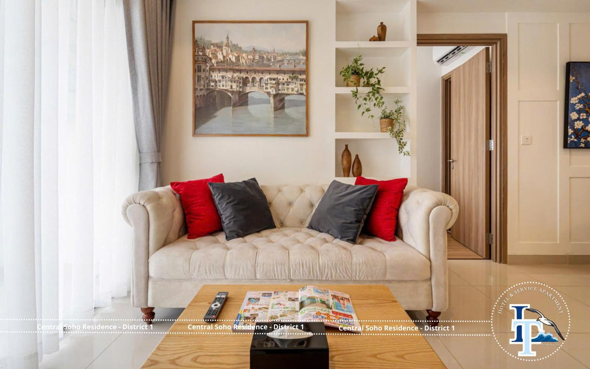 Central Soho Residence - District 1 Хошимін Екстер'єр фото